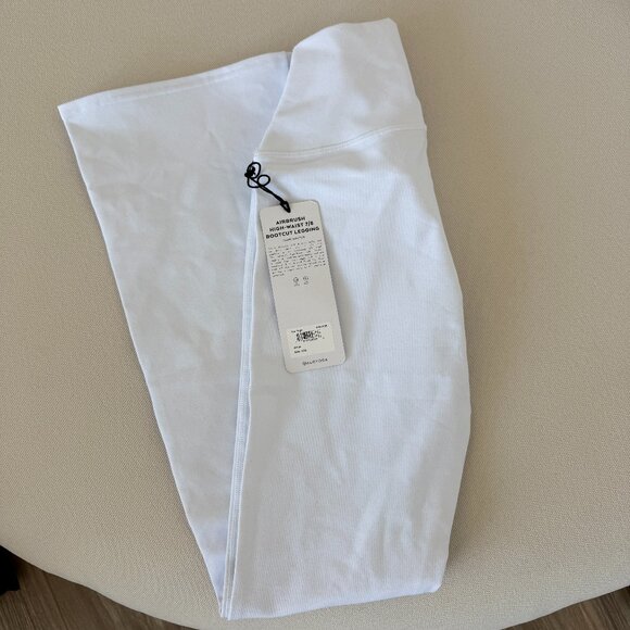 NWT Alo High-Waist 7/8 Bootcut Legging - Picture 2 of 2